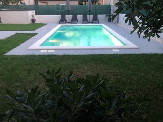 Leneda Apartments With Pool Pula Dış mekan fotoğraf